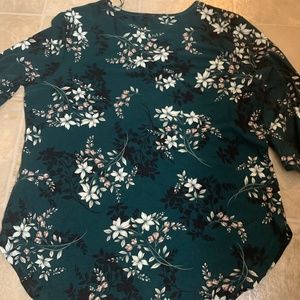 Suzy Shier floral blouse